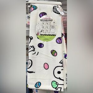 snoopy peanuts easter plush blanket throw
